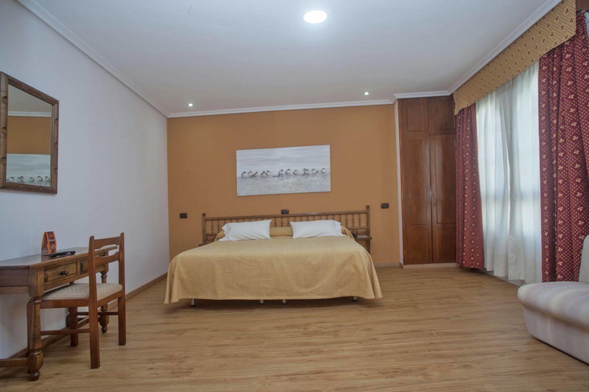 Hospedium Hotel La Marina Costa Da Morte เซ ภายนอก รูปภาพ