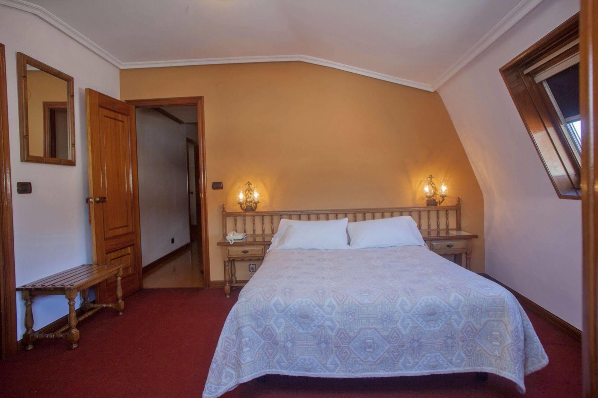 Hospedium Hotel La Marina Costa Da Morte เซ ภายนอก รูปภาพ