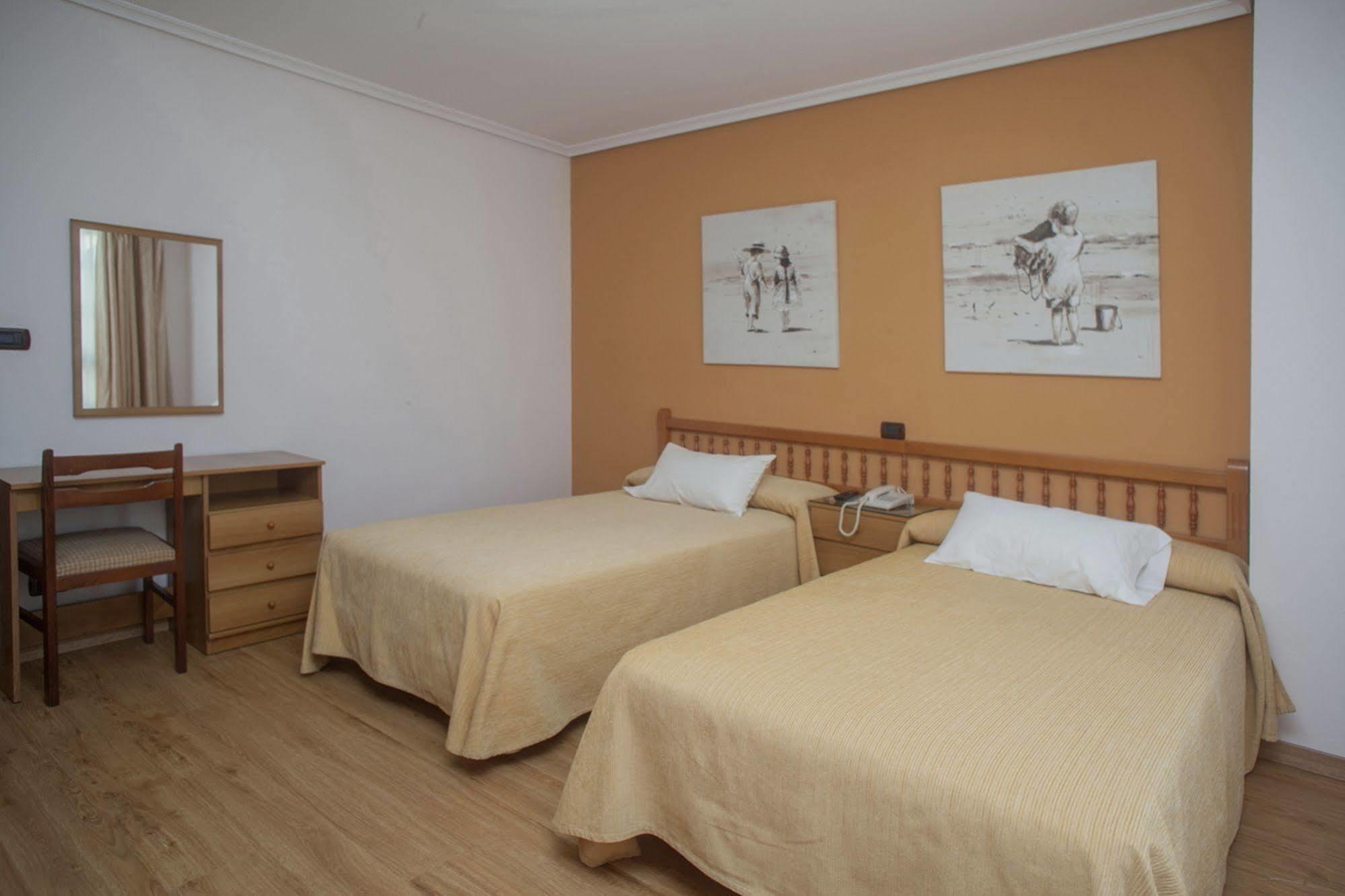 Hospedium Hotel La Marina Costa Da Morte เซ ภายนอก รูปภาพ