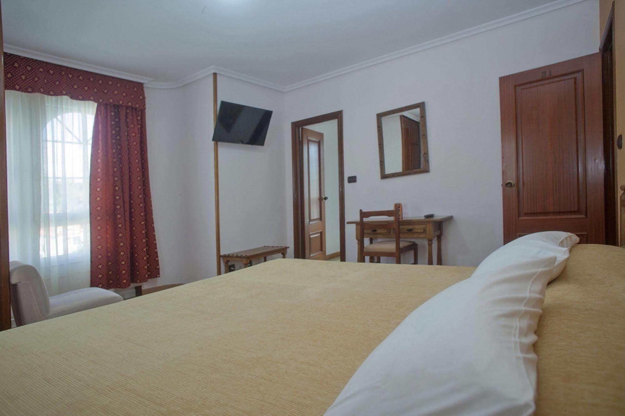 Hospedium Hotel La Marina Costa Da Morte เซ ภายนอก รูปภาพ
